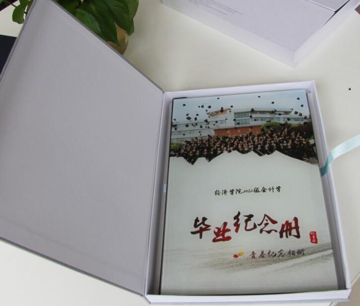 重庆高端同学聚会纪念册设计制作哪家好?